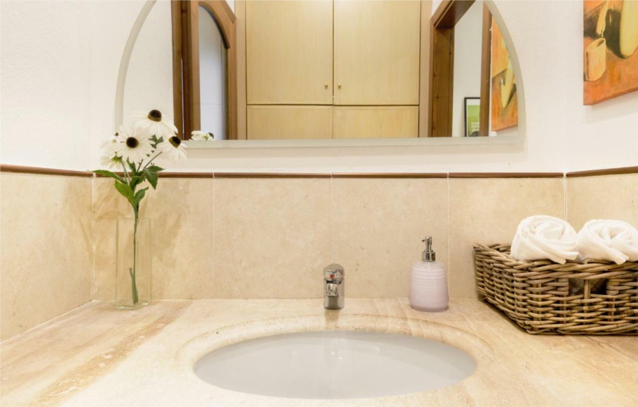 The Heart Of Cagliari, Cozy 2 Bedroom Apartment Exterior foto